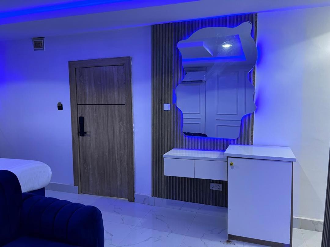 Villa Palazzo Hotel 2 イケジャ エクステリア 写真